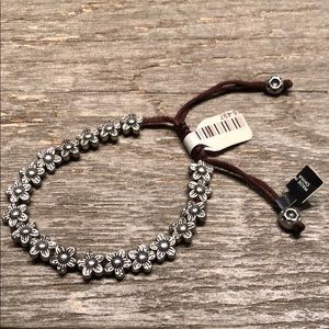 Silver Metal Flower bead adjustable bracelet